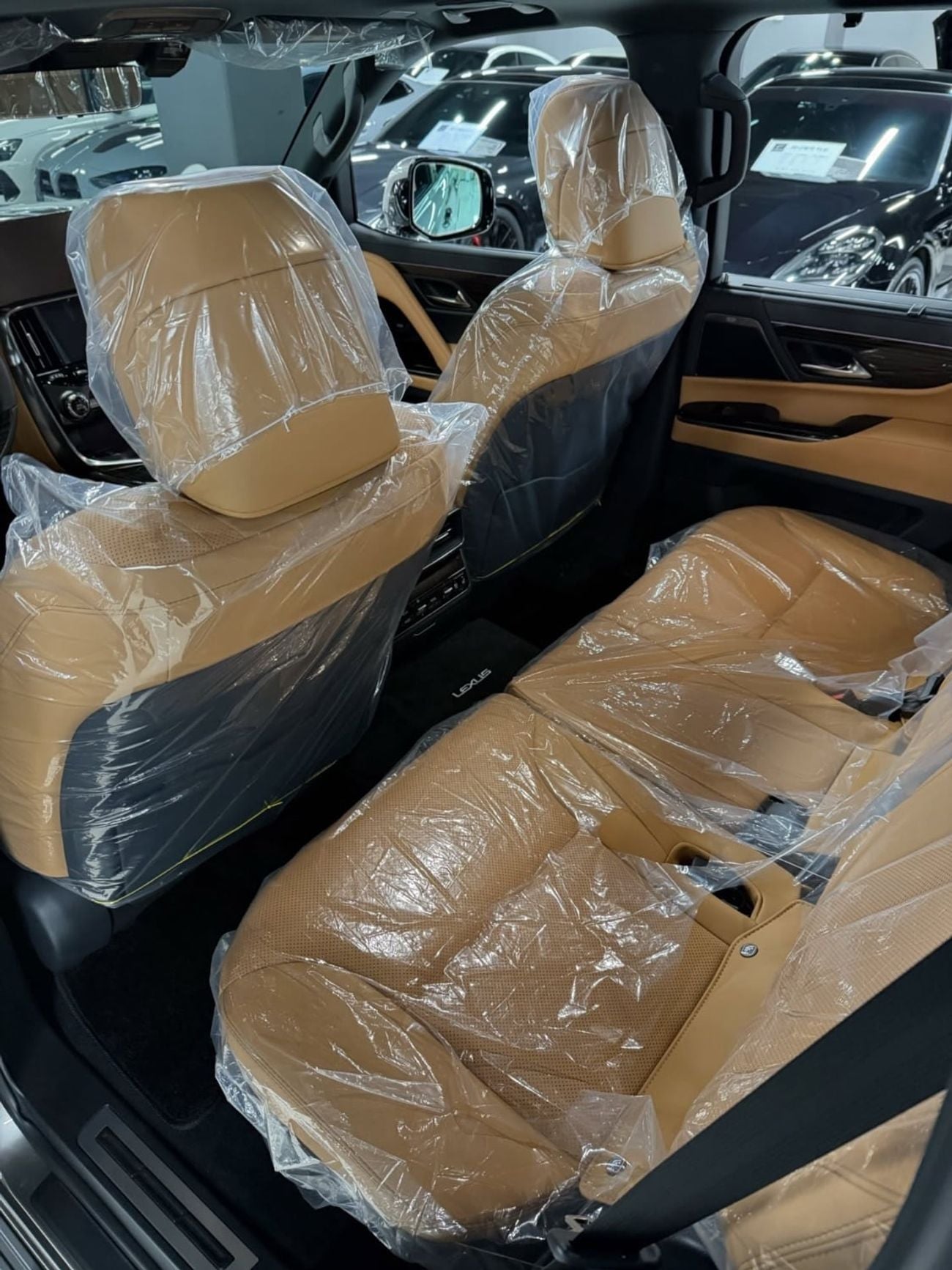 Lexus LX700h SIGNATURE (NO AUTOPARK) TITANIUM/TAN 2026