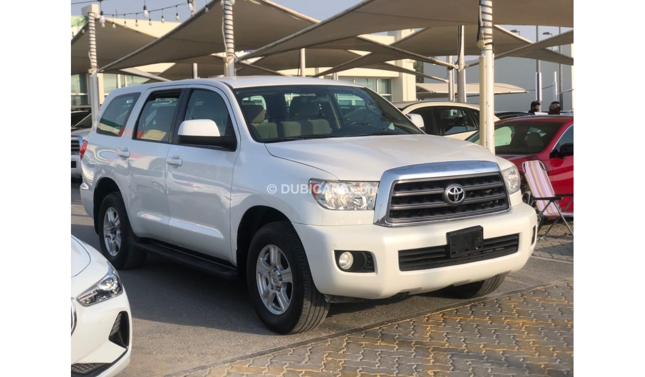 Toyota Sequoia EXR Model 2015 GCC CAR PREFECT CONDITION INSIDE AND OUTSIDE