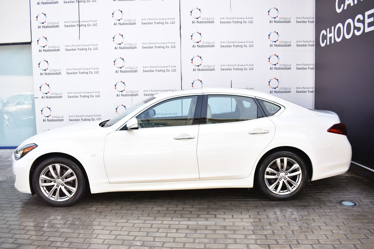 إنفينيتي Q70 AED 1359 PM | 3.7L EXCELLENCE GCC DEALER WARRANTY