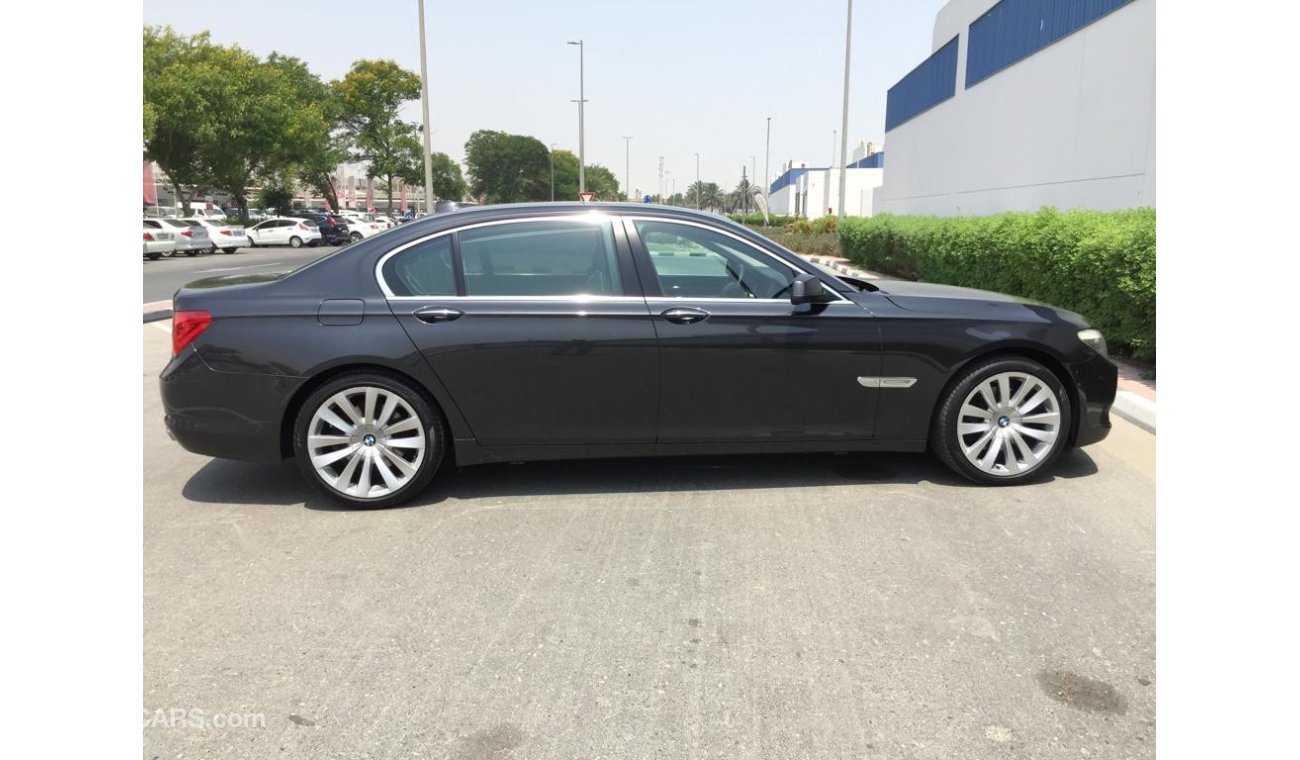 BMW 740Li LI FREE ACCIDENT 2012 GCC