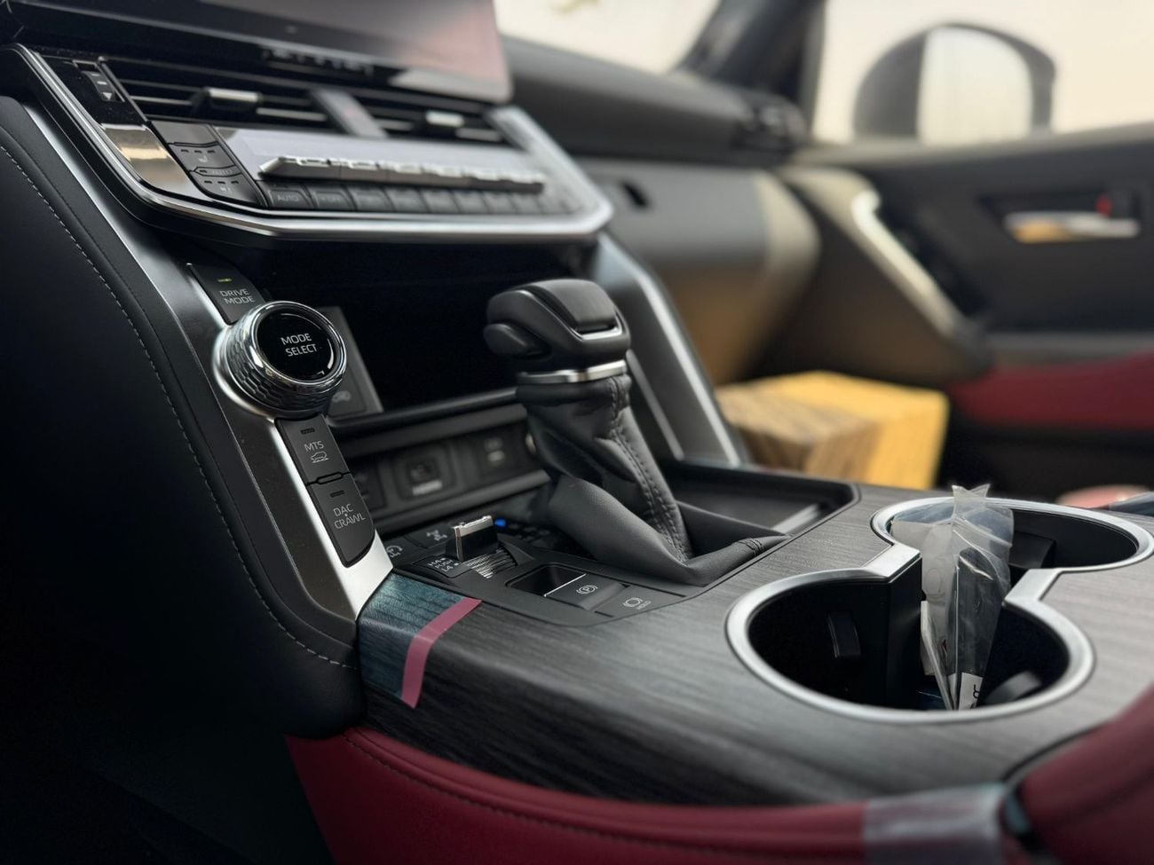 تويوتا لاند كروزر GR SPORT 3.5T GR-Sport Hybrid