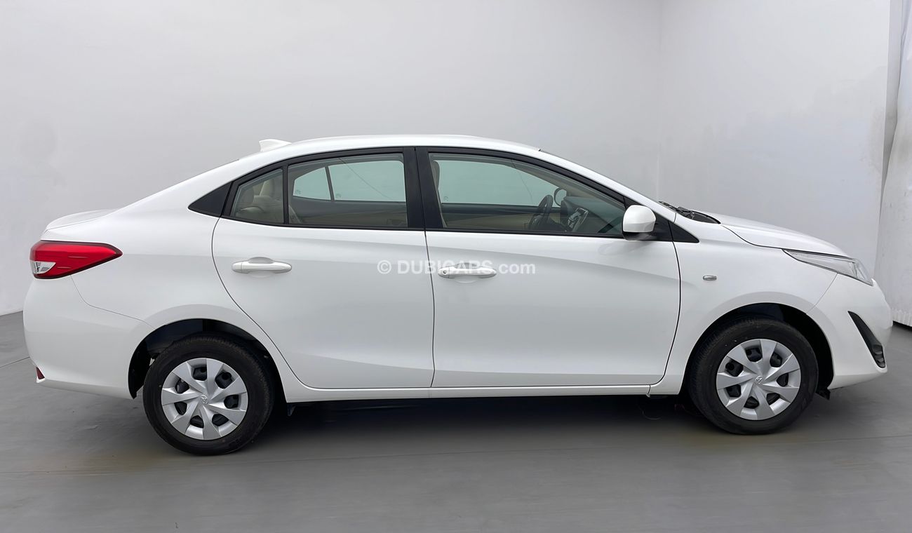 تويوتا يارس E 1.5 | +مع الضمان | كمان تم فحص ١٥٠