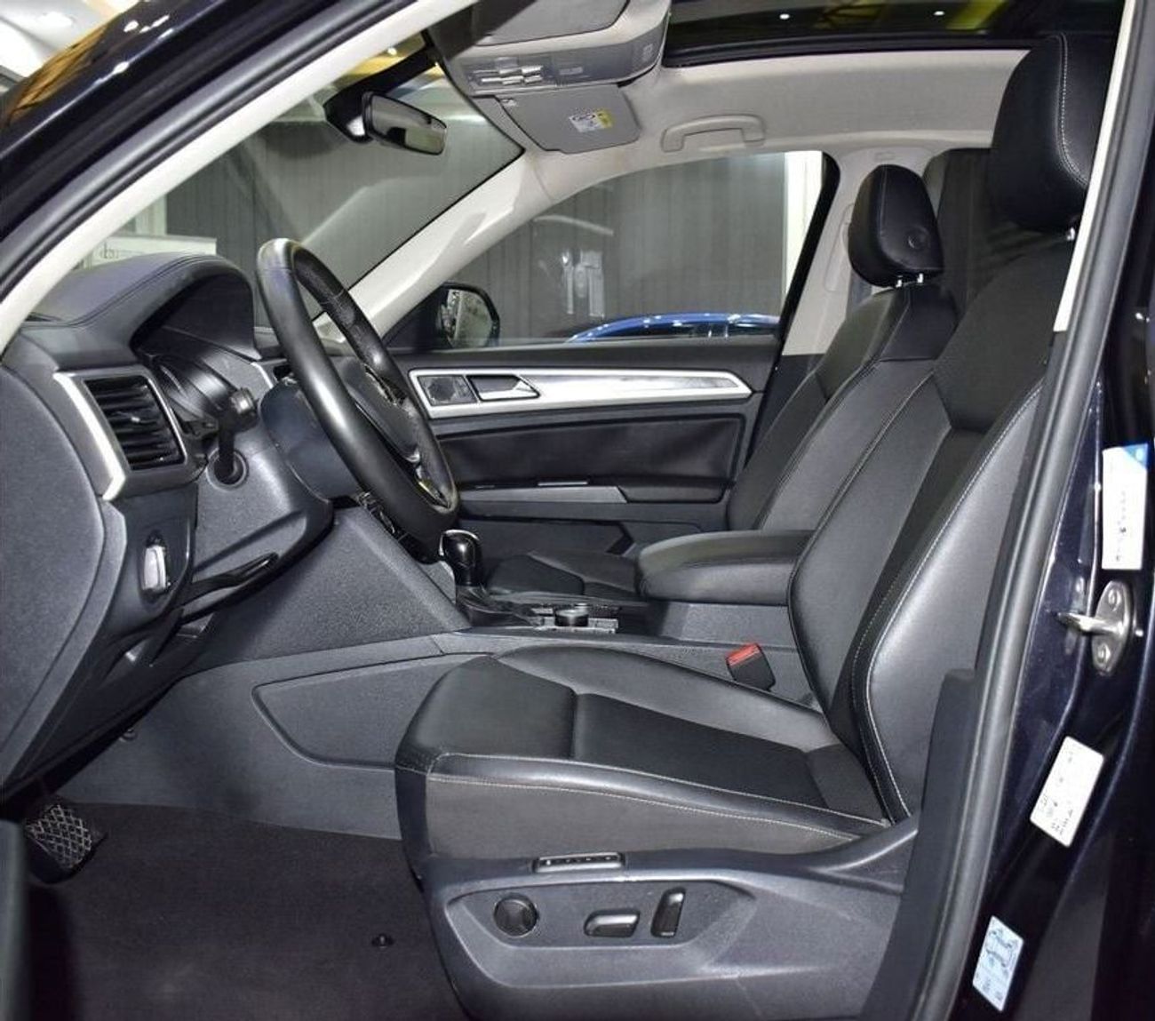 Volkswagen Teramont EXCELLENT DEAL for our Volkswagen Teramont V6 4Motion ( 2019 Model ) in Black Color GCC Specs