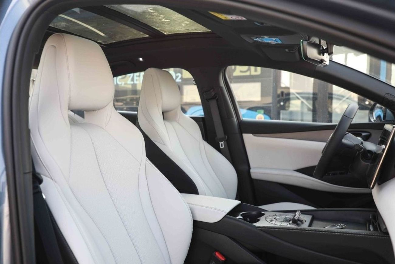 BYD Seal 2024 BYD SEAL 06 DM-i 120KM HONOR 1.5 Plug-in Hybrid - Grey inside Black | Export Only