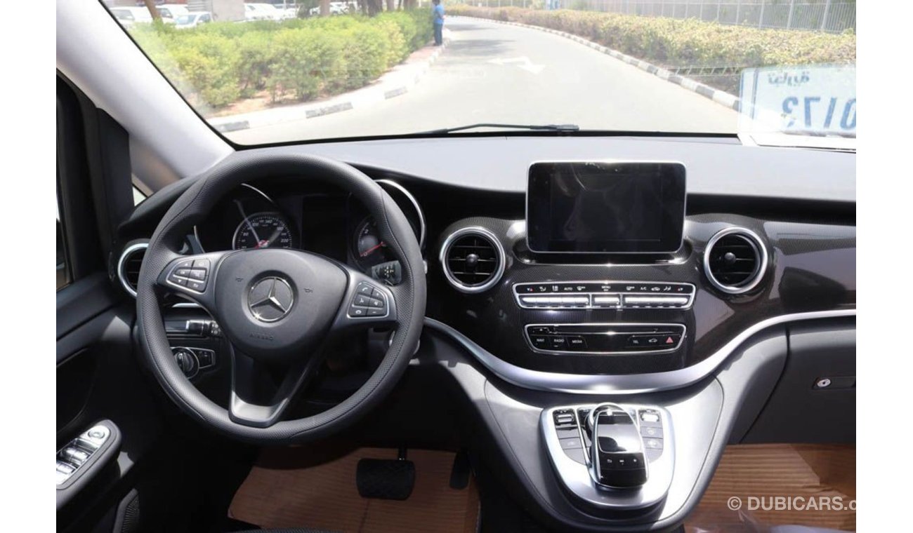 Mercedes-Benz V 250 2.0L EXTRA LONG/GCC SPECS/0 KM /2019/BLACK/6 SEATER/AT/+VAT+WARRANTY* FOR UAE REGISTRATION