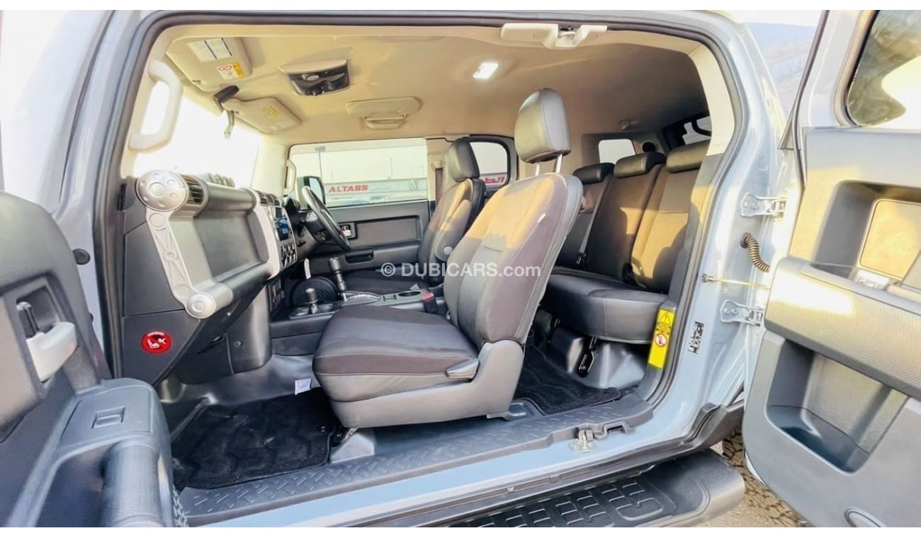 Toyota FJ Cruiser Latest Facelifted | JAPAN SPECS | 2016 | RIGHT-HAND-DRIVE | 4000CC PETROL | 4X4 | Alloy Wheels