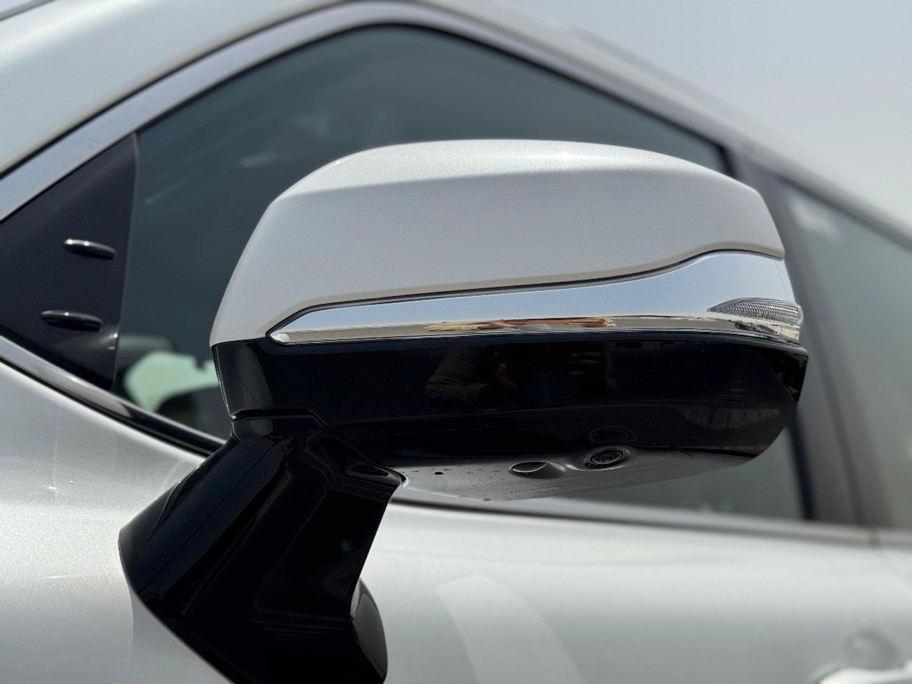 Lexus LX 700h Lexus LX700h 5 seaters 2025 Full with headup display & radar