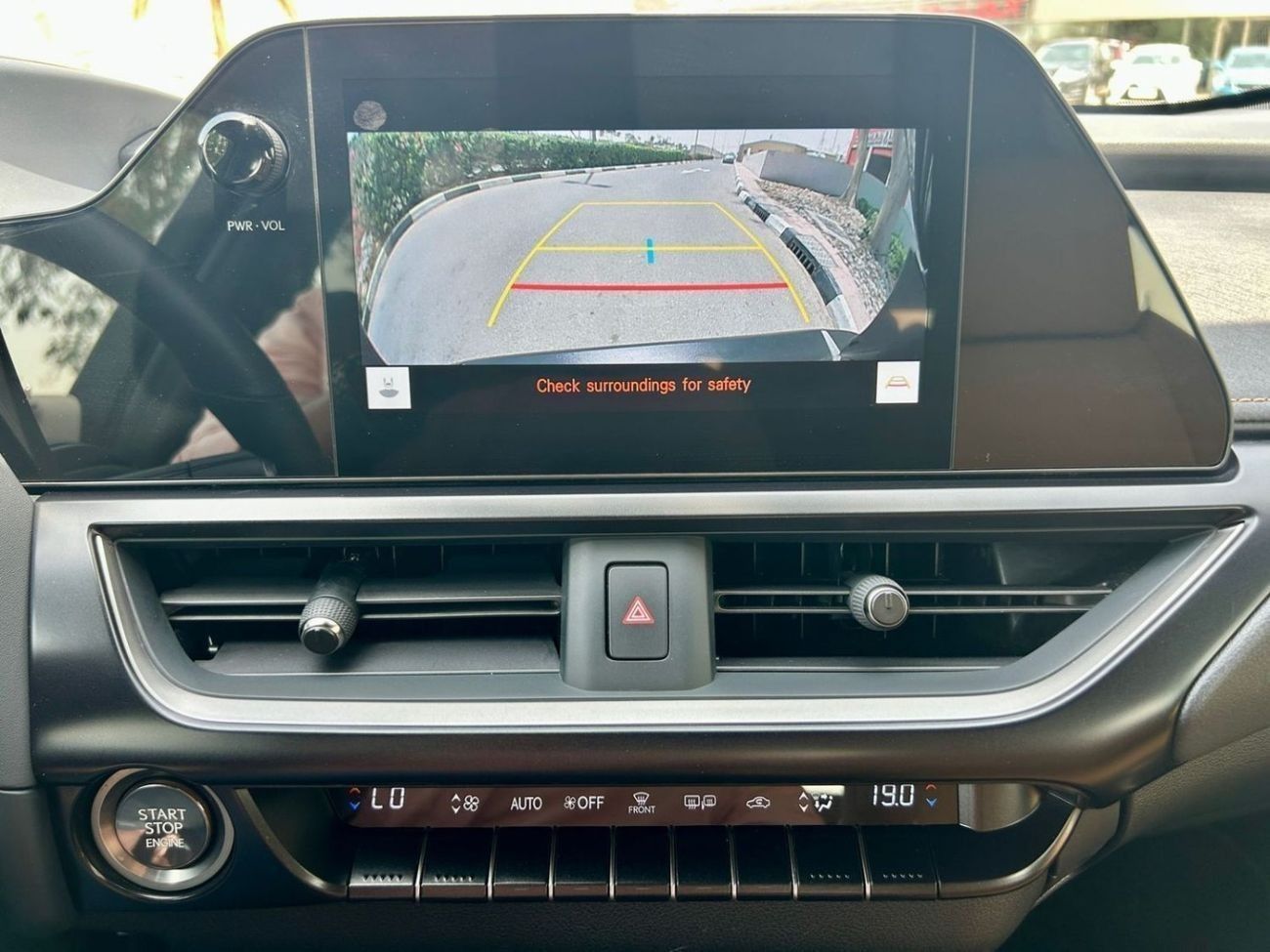 Lexus UX200 LEXUS UX200 2023 GCC LOW MILEAGE SINGLE OWNER WITH AGENCY WARRANTY