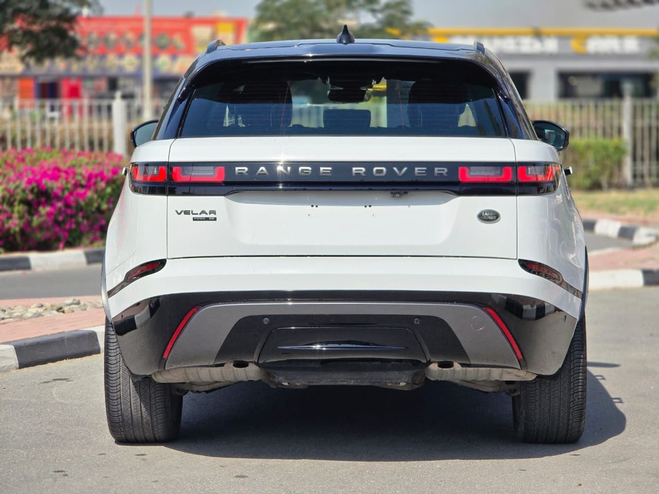 لاند روفر رينج روفر فيلار P250 R-ديناميك SE