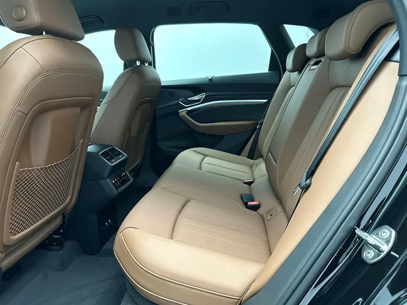 Audi etron Q8 Advanced 55 quat 408hp (Ref# 028541)