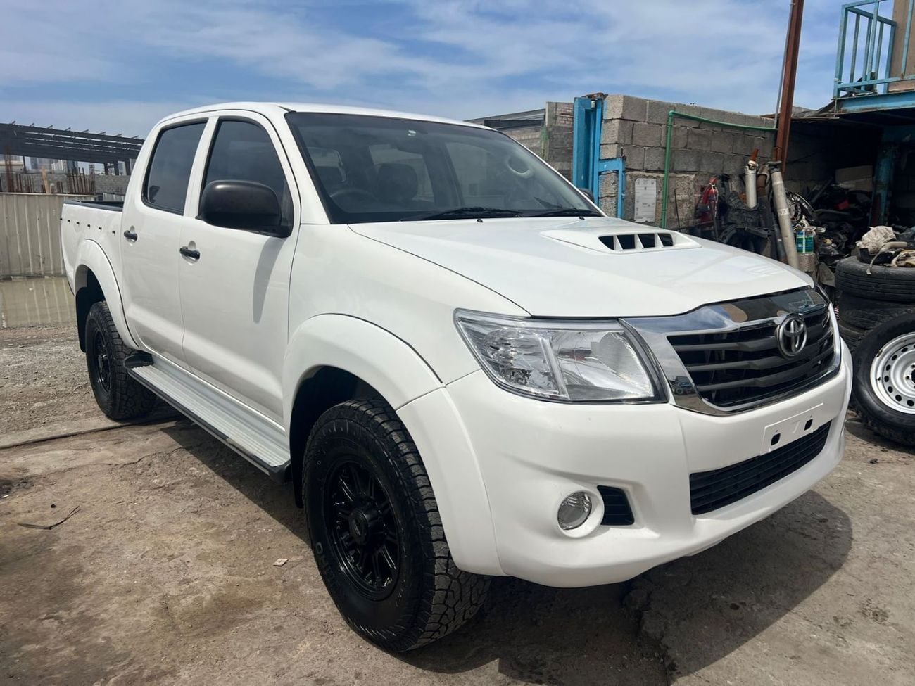 Toyota Hilux RIGHT HAND DRIVE ONLY FOR EXPORT