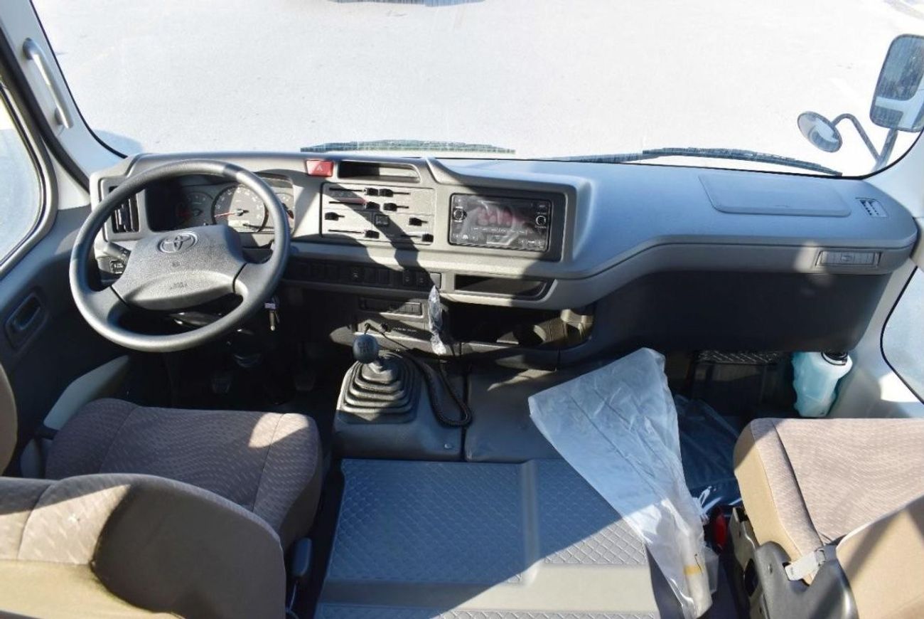 Toyota Coaster TOYOTA COASTER 4.0L DSL 22 STR 2025 MODEL