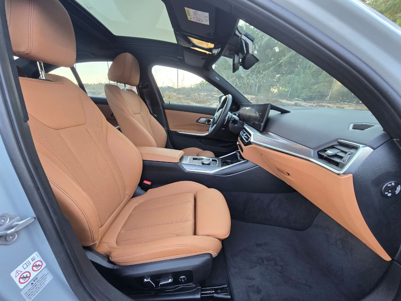 BMW 320i BMW 320i 2024 KOREAN // BODY KIT M POWER // ACCIDENT FREE // ORGINAL PAINT // LOW MILEAGE