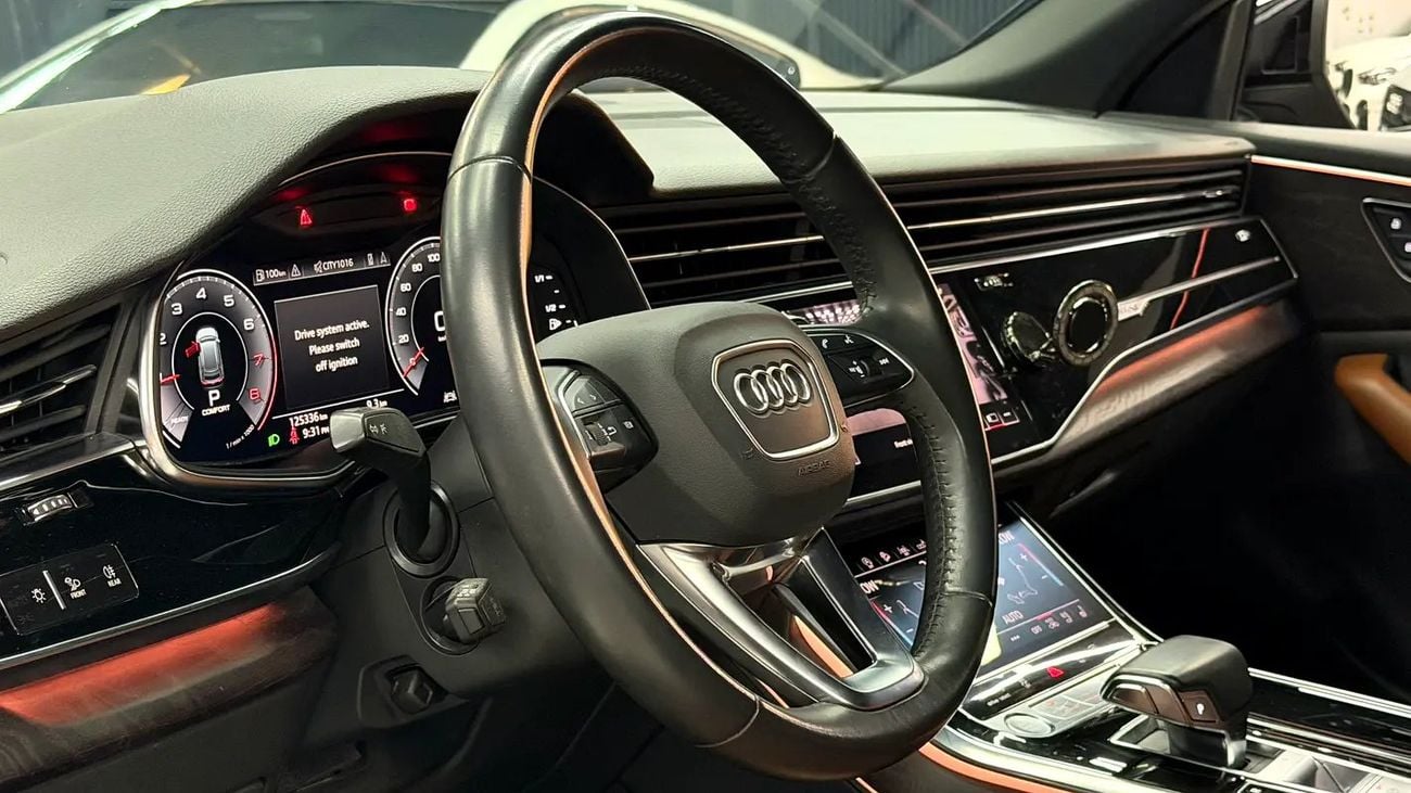 أودي Q8 55 TFSI S-LINE