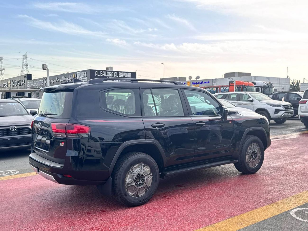 تويوتا لاند كروزر GR-S 3.3L