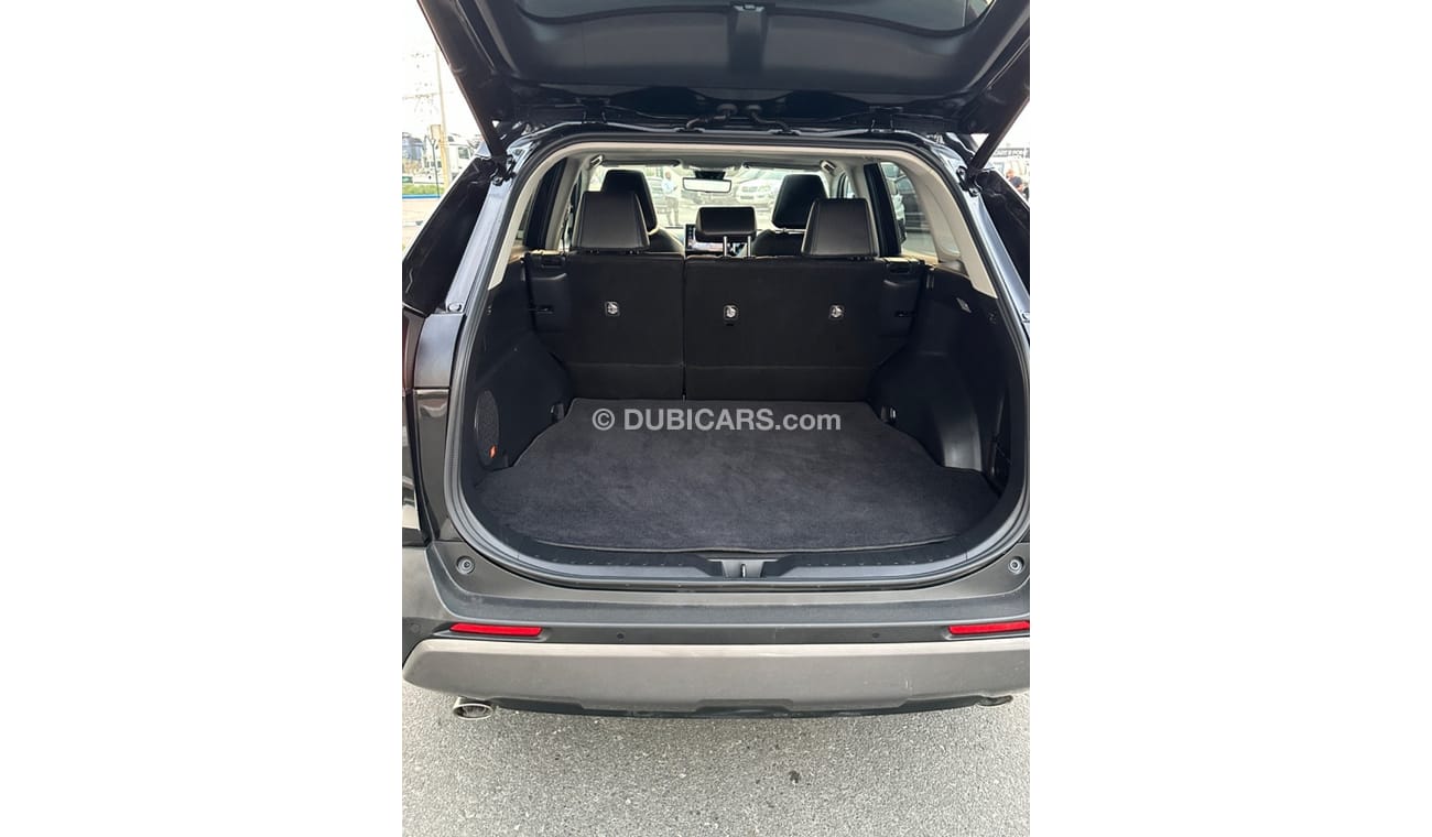 Toyota RAV4 RAV4 limited 2021 full option all airbags are ory