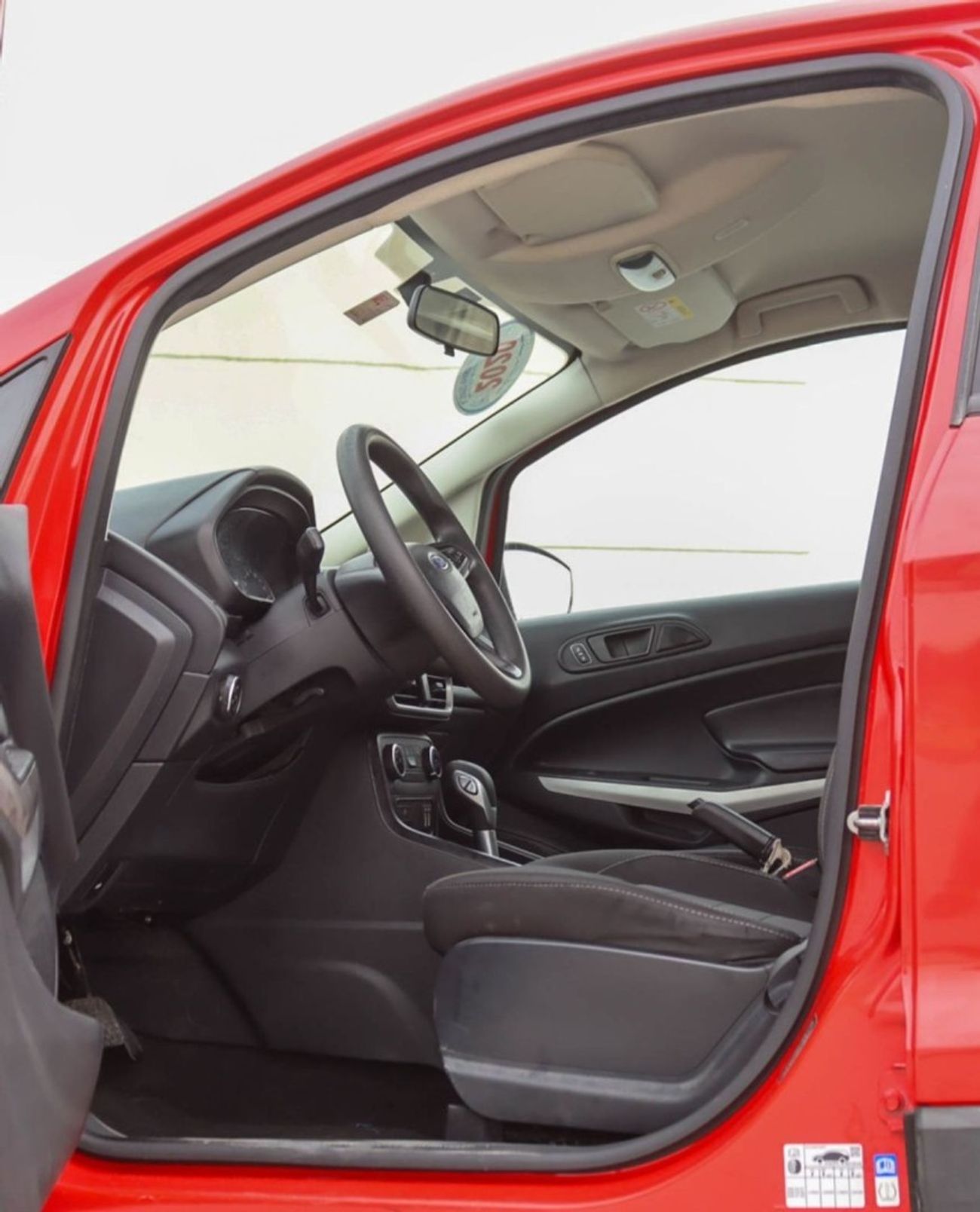 Ford EcoSport Ford EcoSport 2020 GCC 1.5 L accident-free in excellent condition 478 P.M