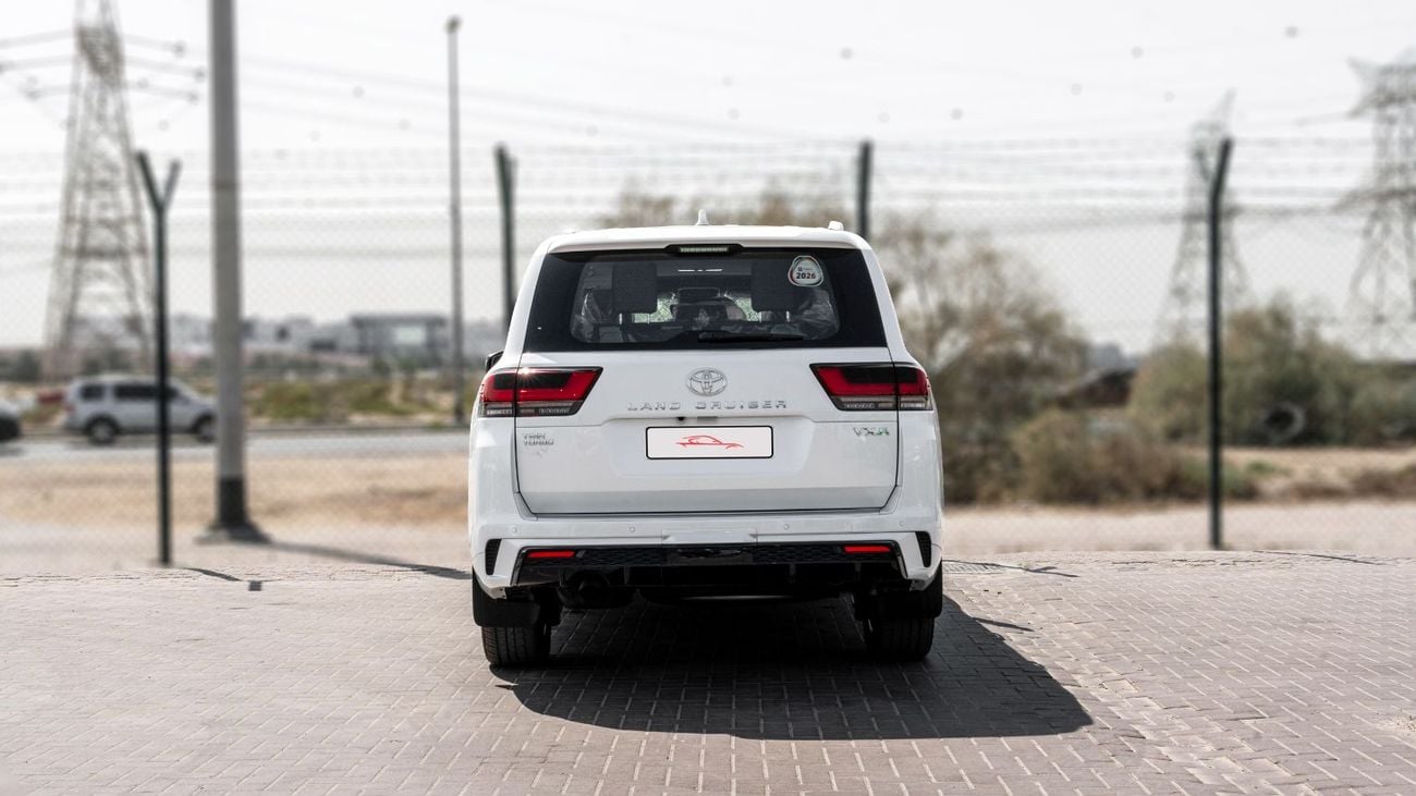 Toyota Land Cruiser 2026 Toyota Land Cruiser VXR 3.5L AT Petrol (White-Red)