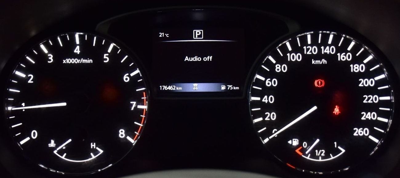 Nissan Altima EXCELLENT DEAL for our Nissan Altima 2.5 SL ( 2018 Model ) in White Color GCC Specs