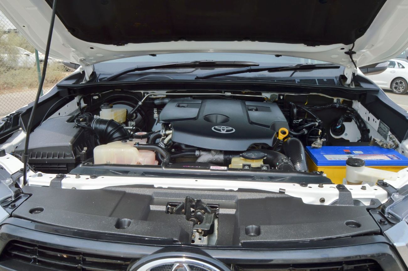 Toyota Hilux Double cabin, perfect inside and outside