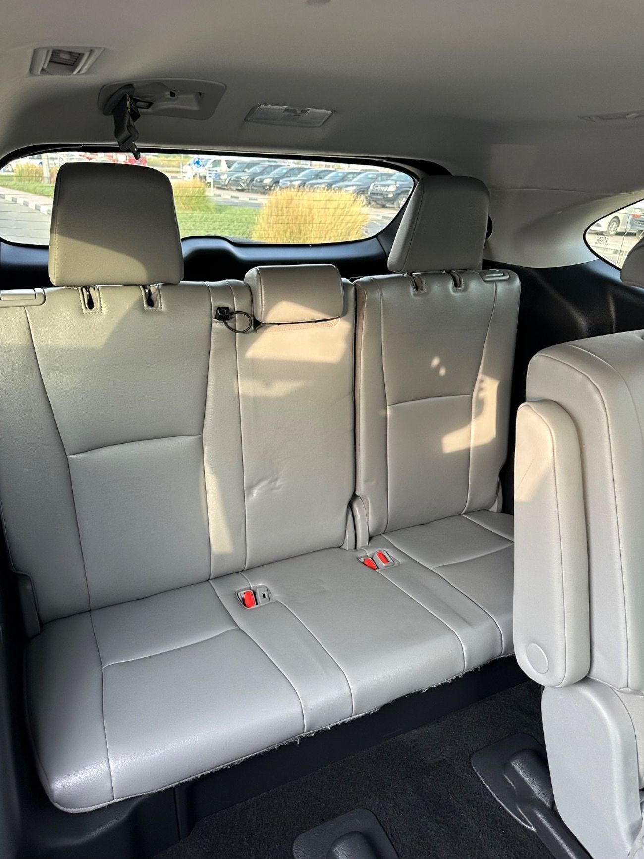 تويوتا هايلاندر XLE premium 2.5 L