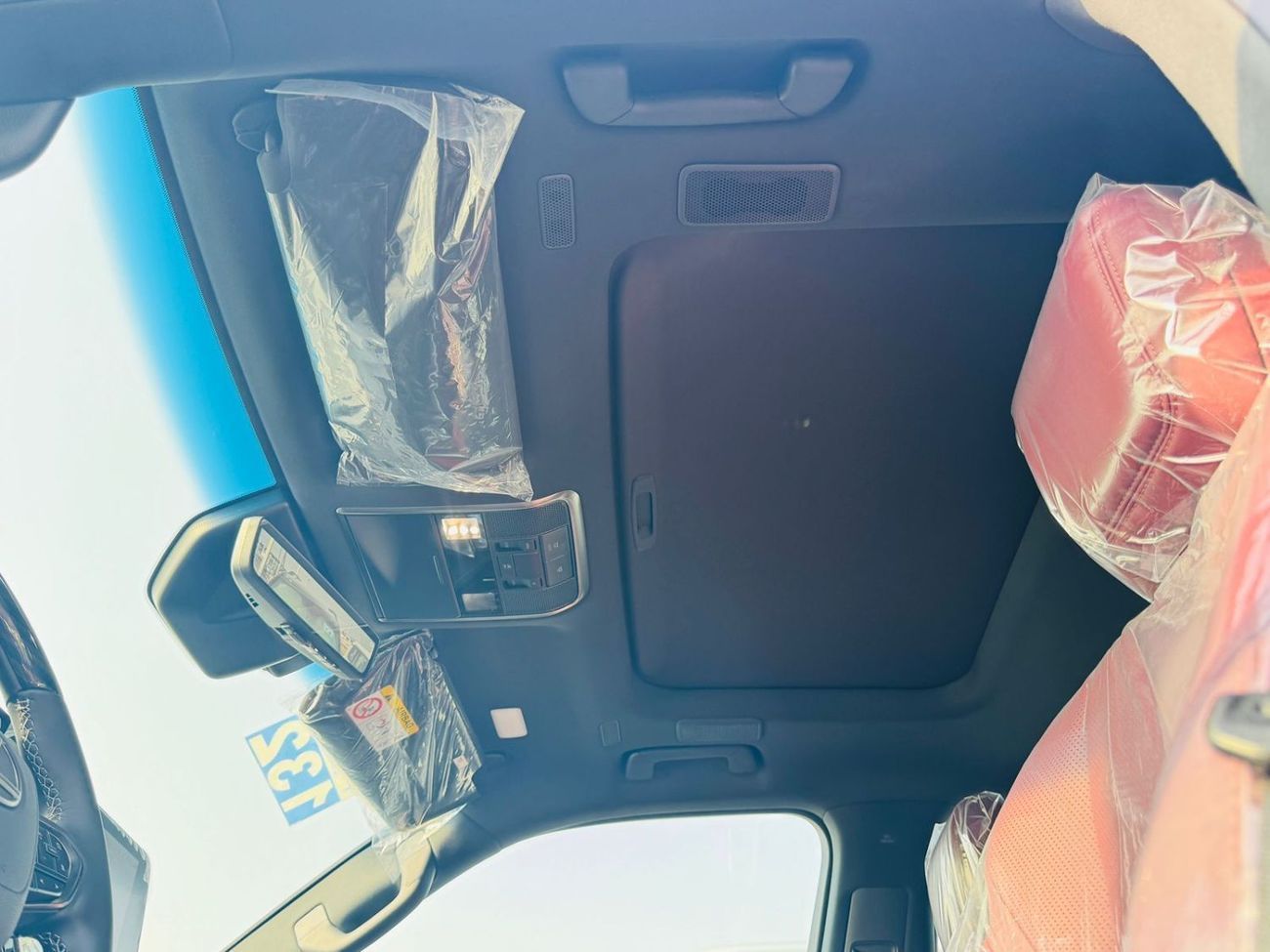 Lexus LX 600 LEXUS 600 SIGNATURE 3.5L TWIN TURBO PTR F/O A/T BLACK 2025