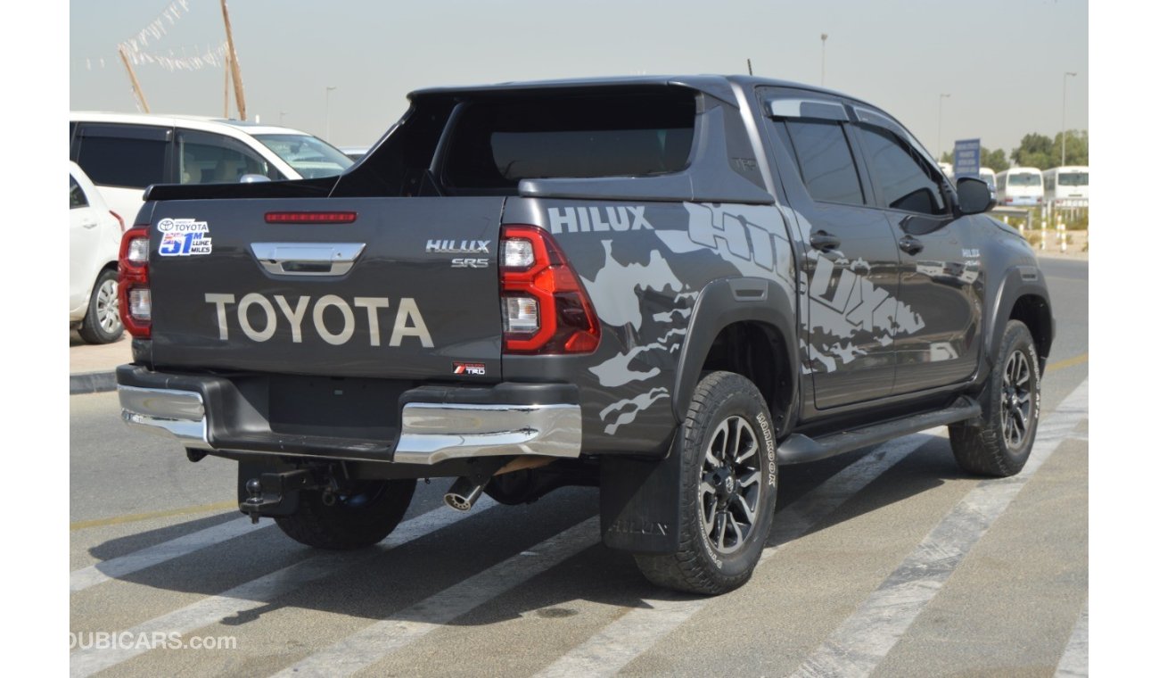 Toyota Hilux SR5