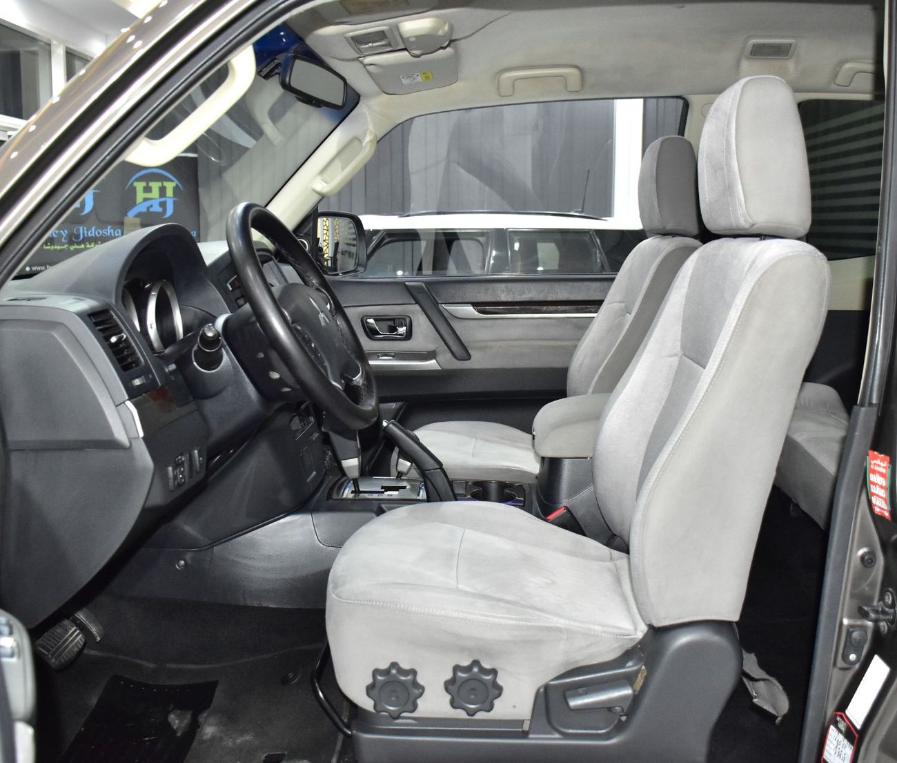 Mitsubishi Pajero EXCELLENT DEAL for our Mitsubishi Pajero GLS 3 Doors ( 2014 Model ) in Brown Color GCC Specs