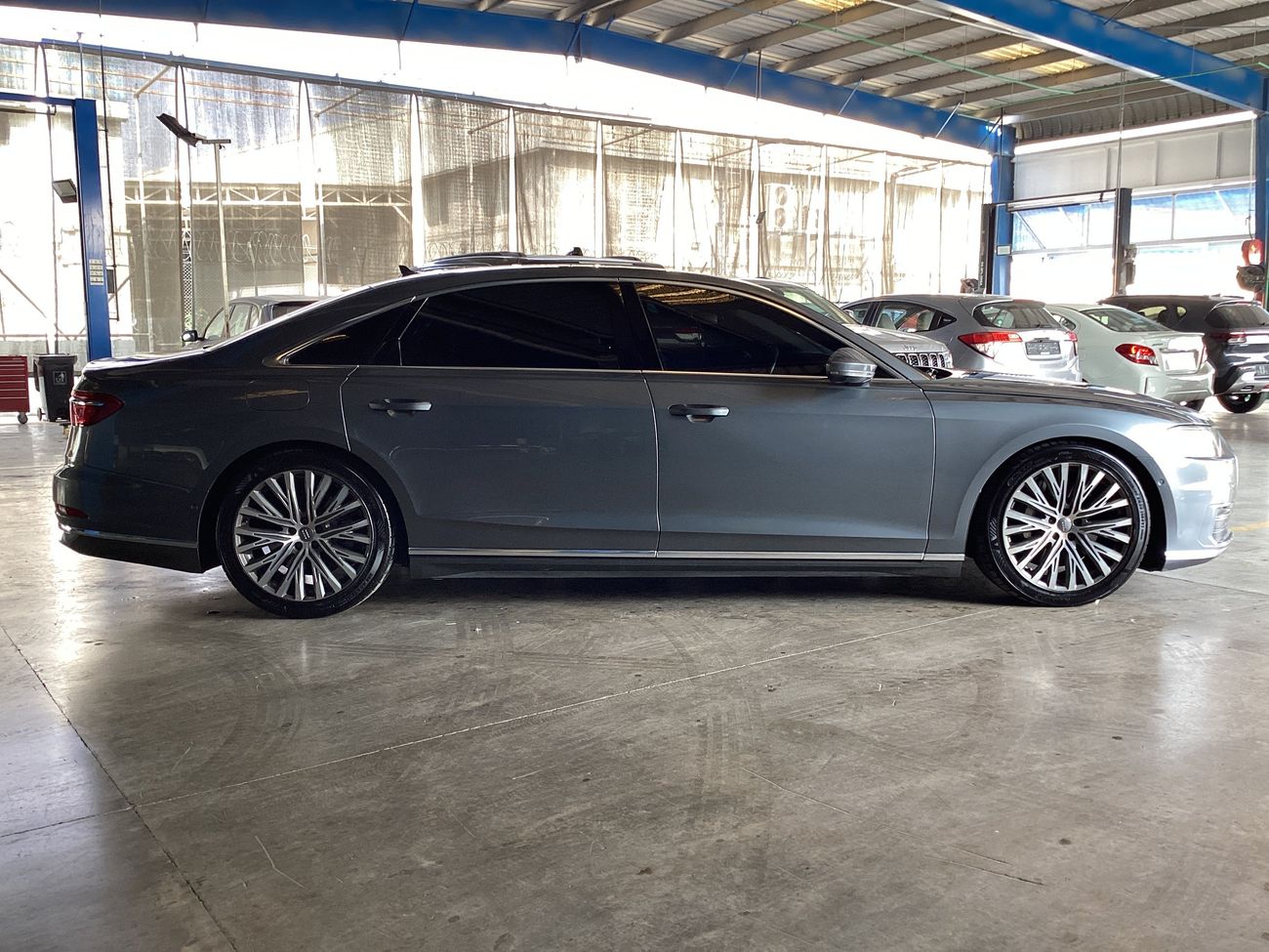 أودي A8 L 55 TFSI quattro Business Edition | National Day Celebration | شامل الضمان | 0 ﺪﻔﻋﺓ ﺃﻮﻟﻯ