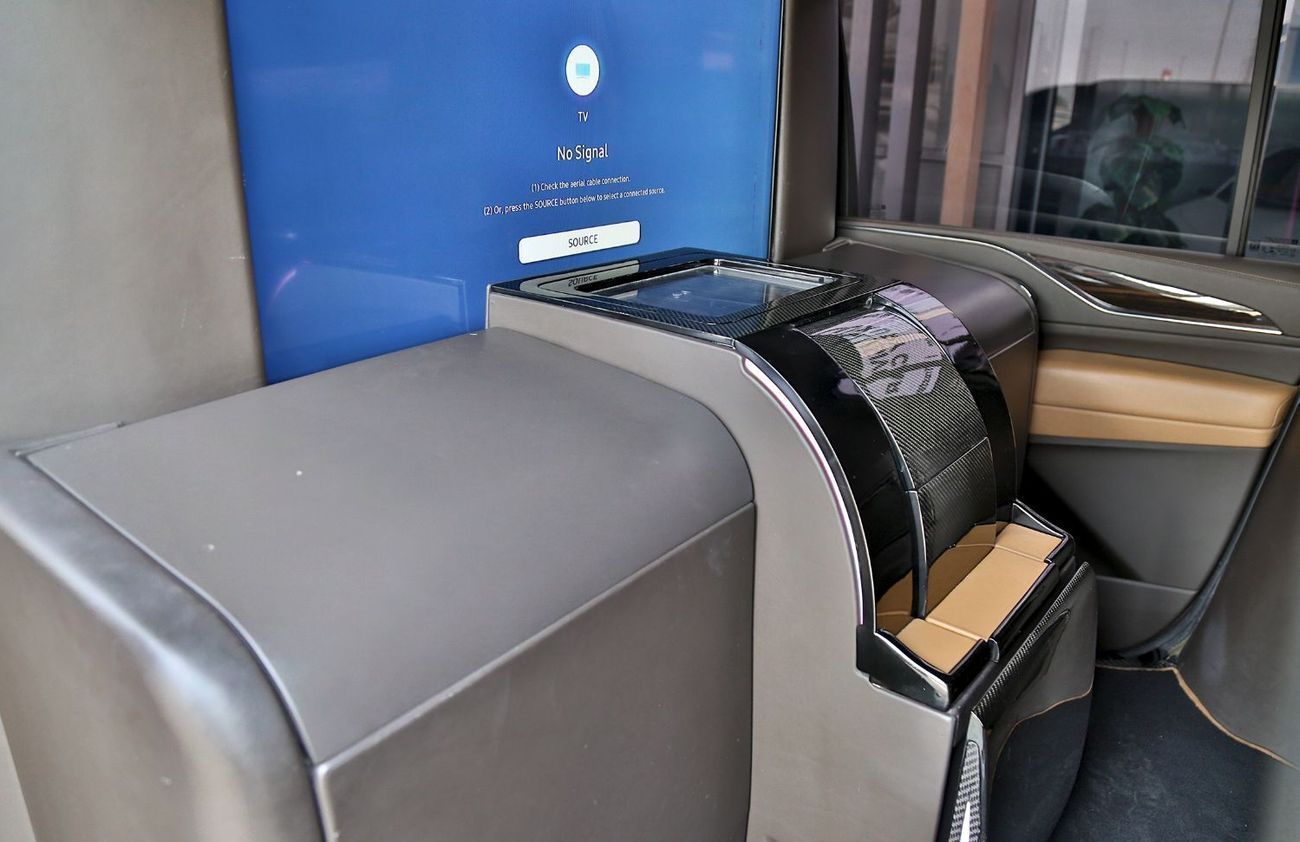 Cadillac Escalade Sport 6.2L AWD Sport 6.2L VIP GCC Specification