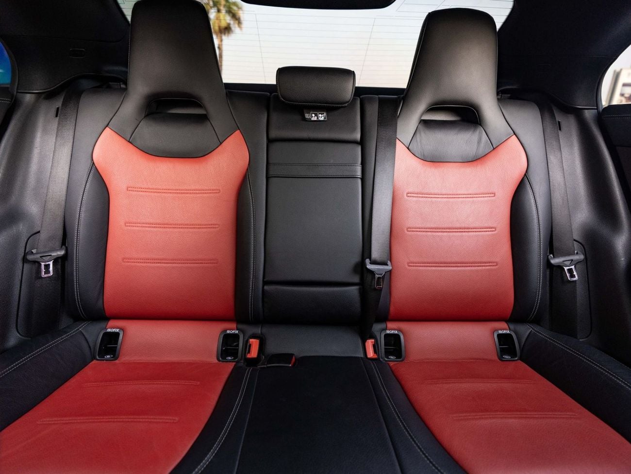 Mercedes Benz CLA250