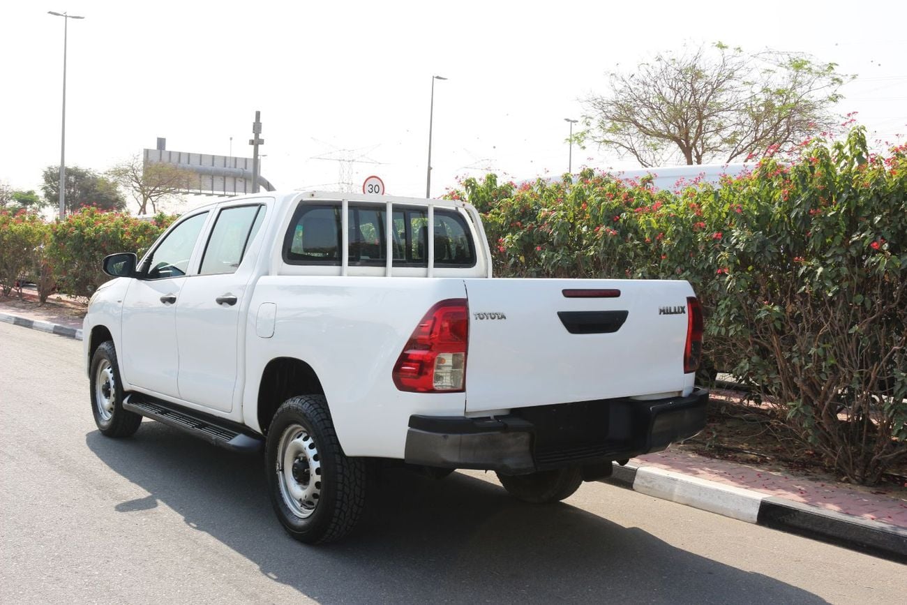 Toyota Hilux GL 2 2.4L 4WD