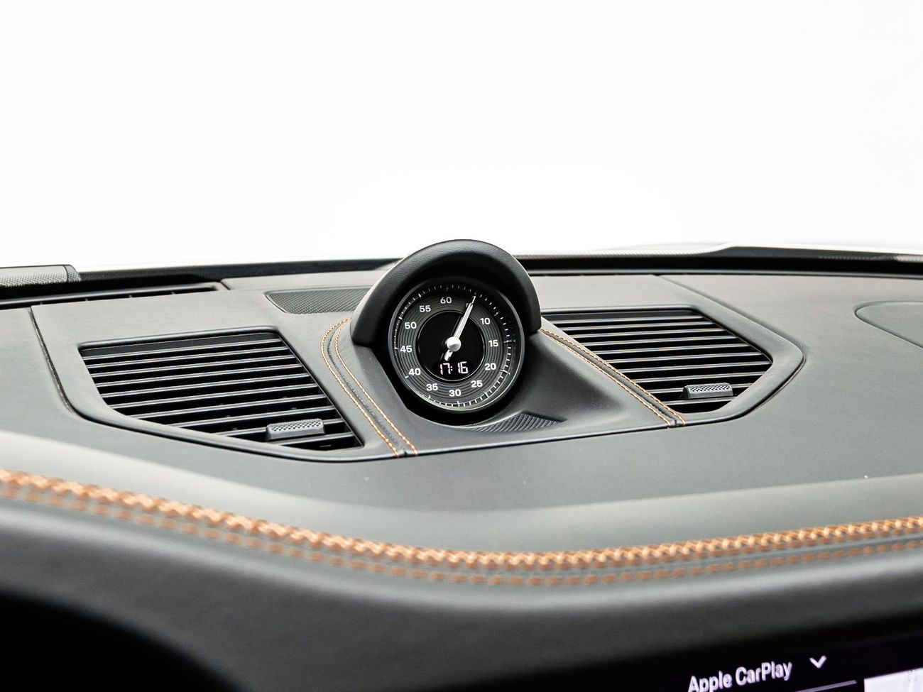 بورش 911 Carrera GTS 3.0L (450 HP) Coupe