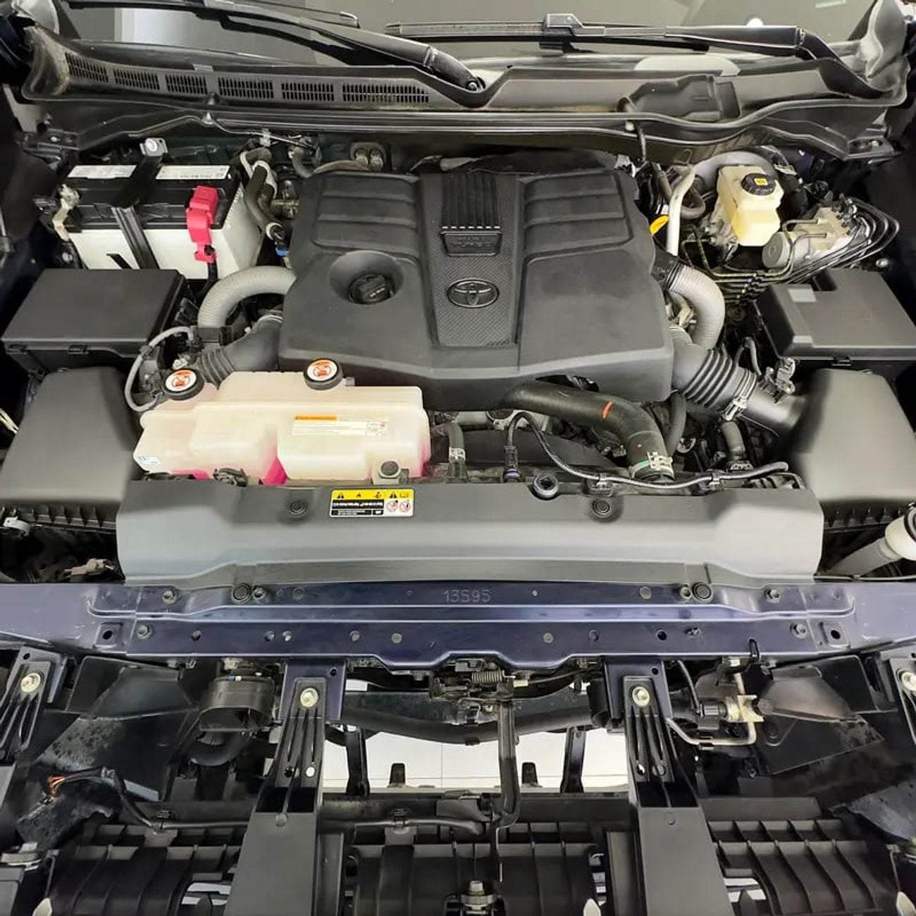 تويوتا تاندرا Crewmax Limited 5.7L TRD Package