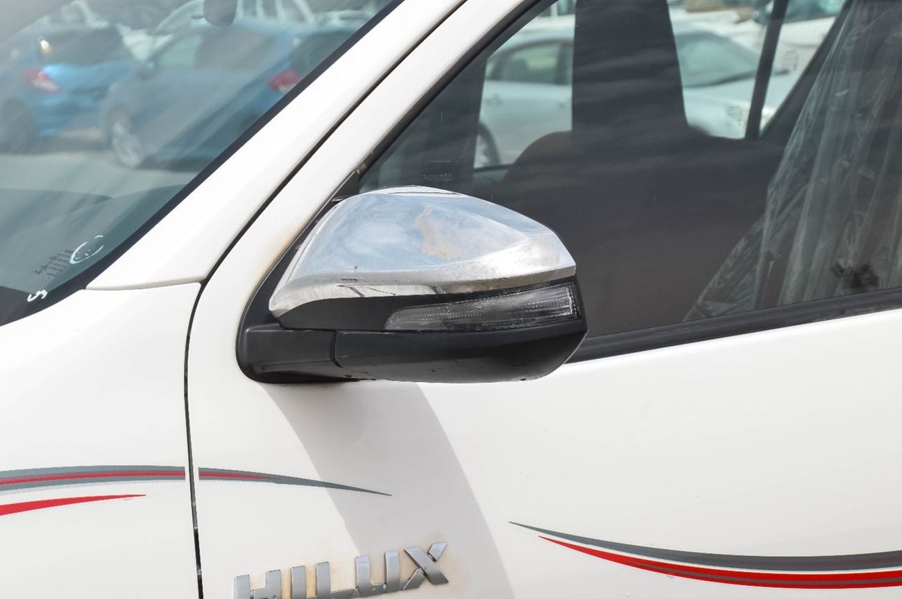 Toyota Hilux TOYOTA HILUX 2.7L RWD PETROL 4DOOR MT PICKUP 2025