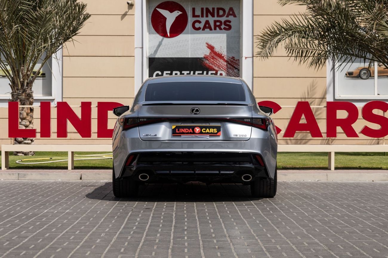 لكزس IS 350 F Sport