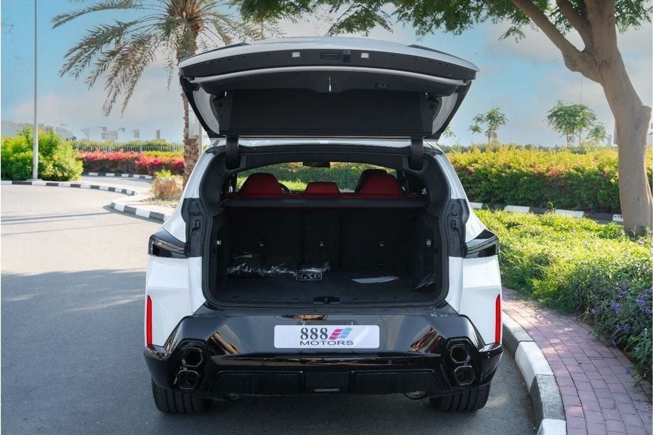بي أم دبليو XM 2025 BMW XM Hybrid GCC AWD 4.4L White 0Km