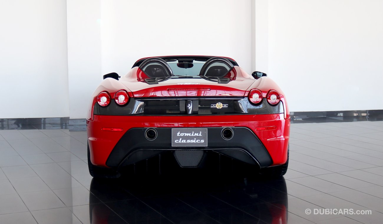 فيراري 16M Scuderia Spider