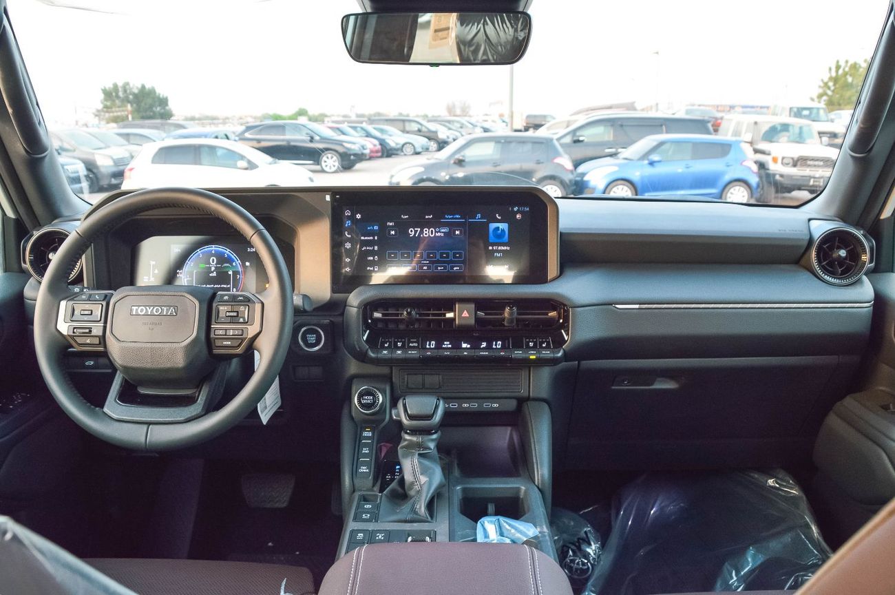 تويوتا برادو TOYOTA LAND CRUISER PRADO 2.4L 4WD PETROL SUV 2024