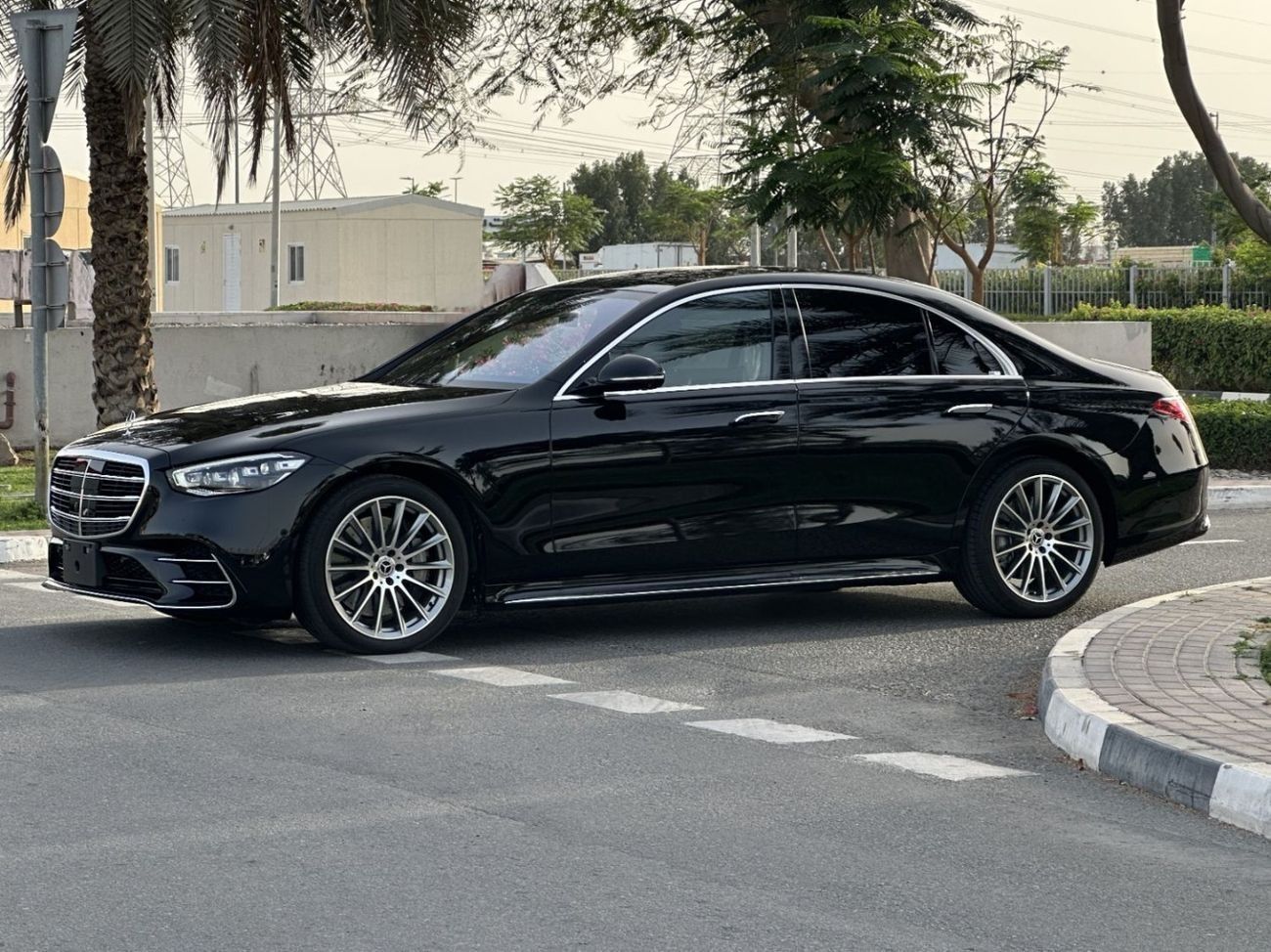 مرسيدس بنز S 500 4MATIC 3.0L