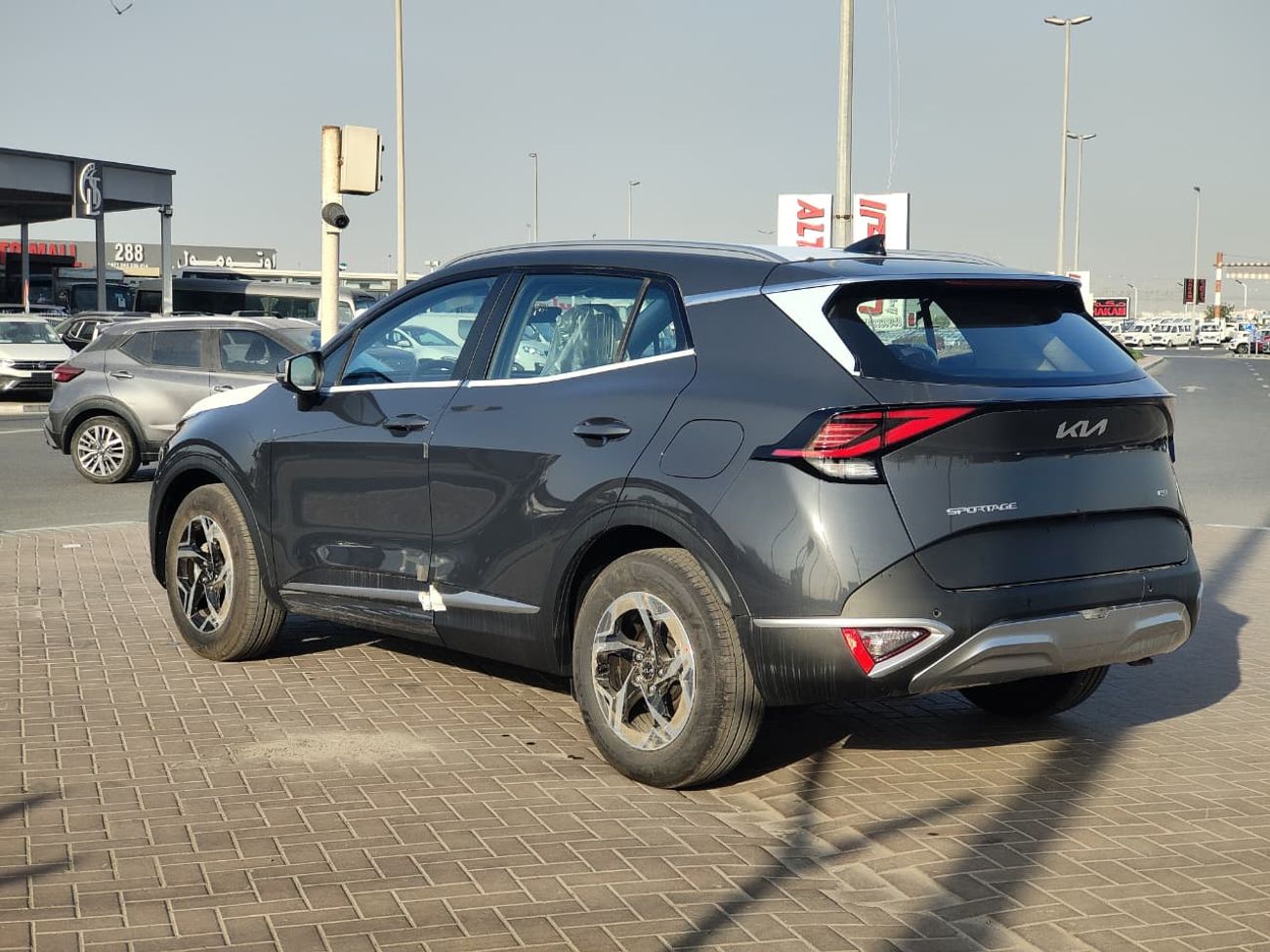 كيا سبورتيج KIA - SPORTAGE 2.0 RVC(4WD)