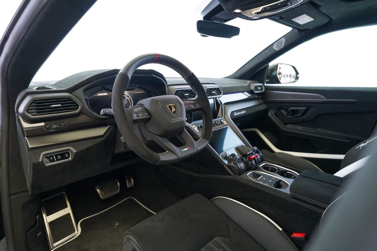 Lamborghini Urus 4.0T V8 Performante