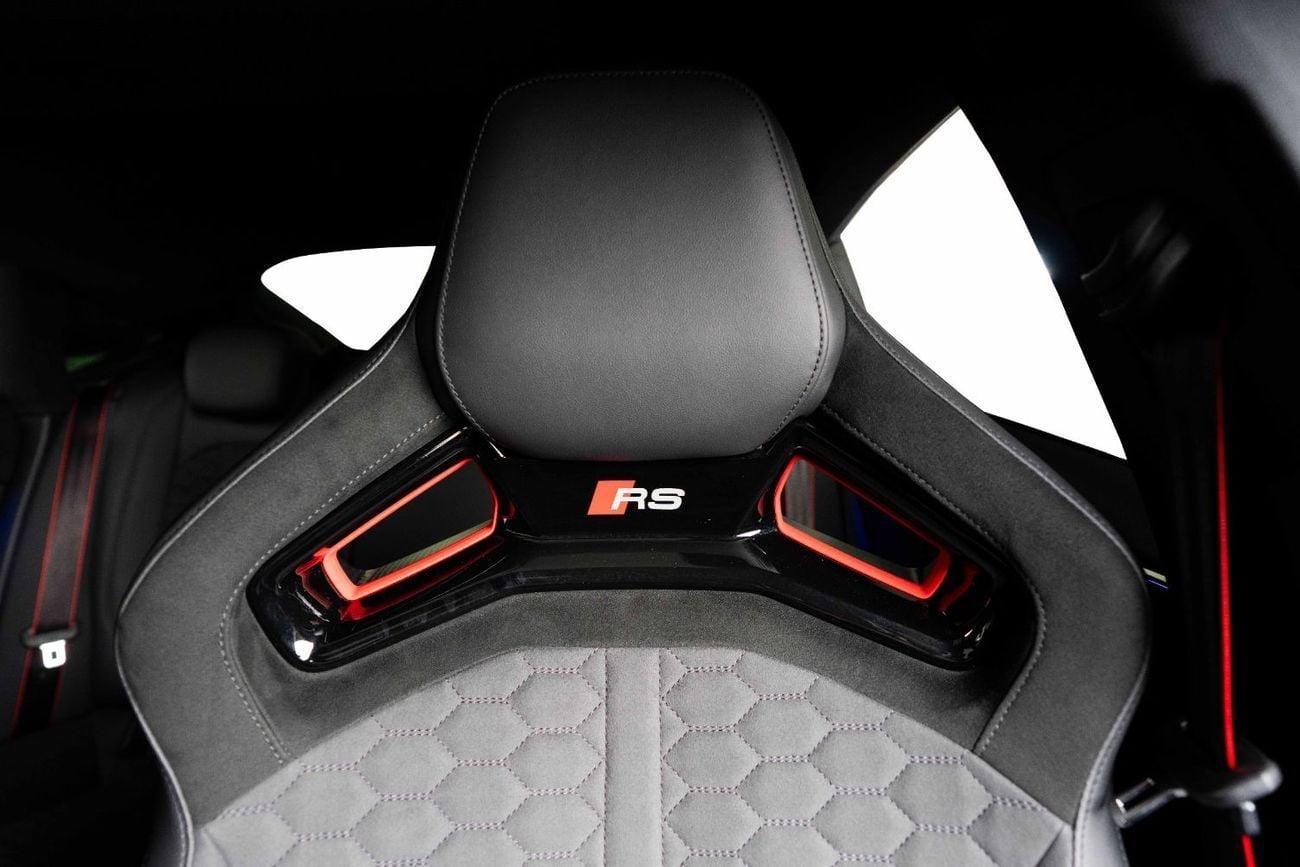 Audi RS5 STANDARD Competition Package-RS Carbon Fiber Sports Seats-Al Nabooda service contract