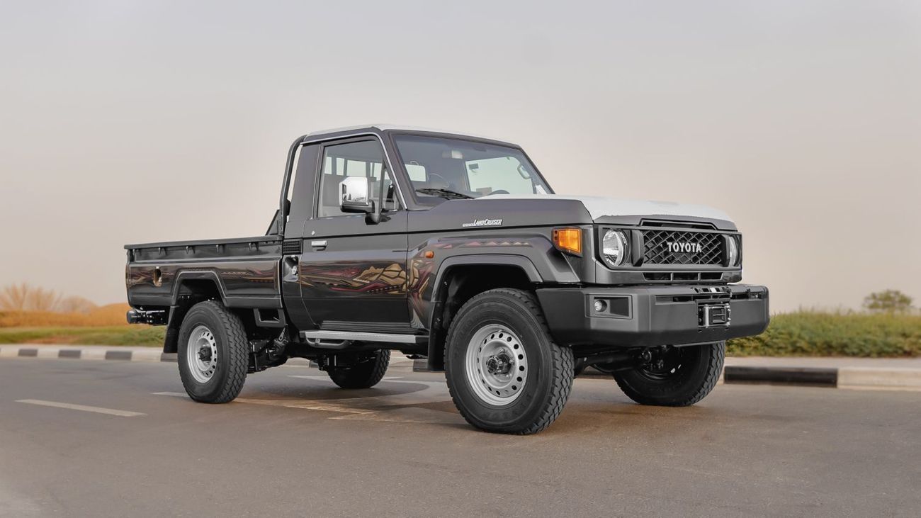 تويوتا لاند كروزر بيك آب 2025 Toyota Land Cruiser LC 79 4.0L AT Petrol (Gray-Brown)