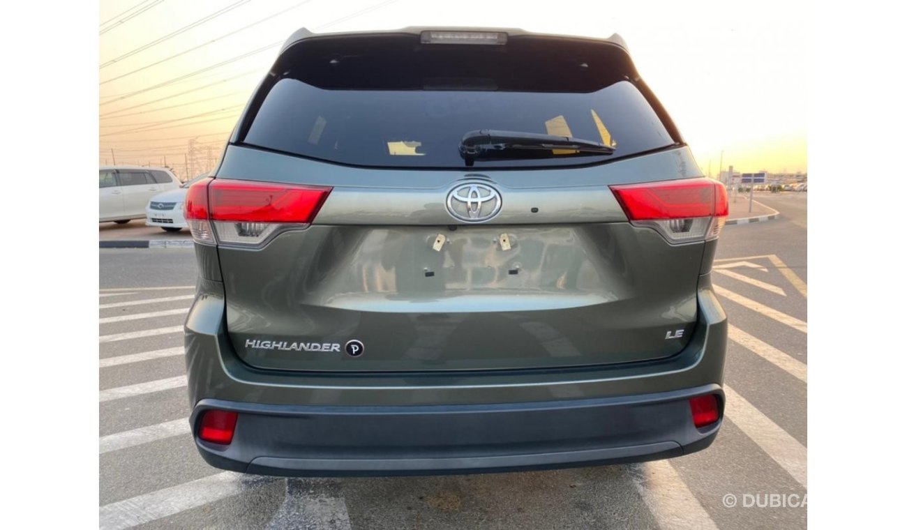 Toyota Highlander 2017 TOYOTA HIGHLANDER LE / Mid Option