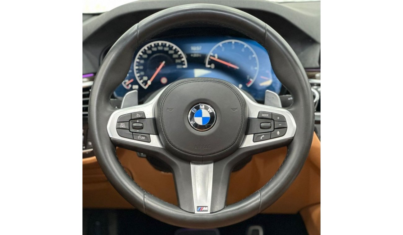 بي أم دبليو 520 M سبورت 2019 BMW 520i M-Sport, Warranty, Full BMW Service History, Full Options, GCC