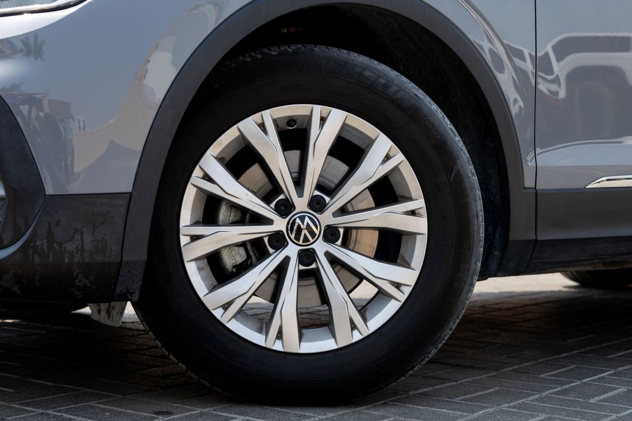 فولكس واجن تيجوان Volkswagen Tiguan 2021 GCC under Warranty with Flexible Down-Payment.