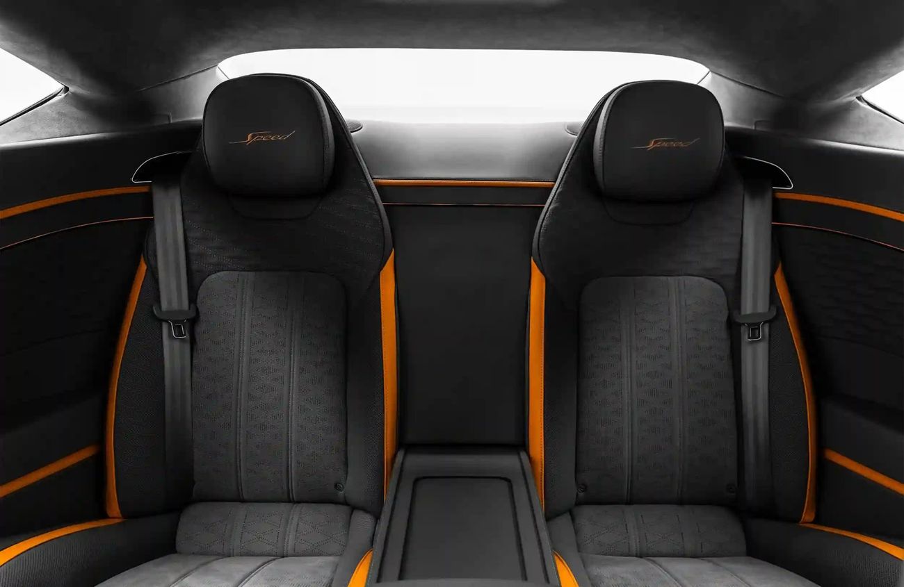 بنتلي كونتيننتال 4.4L V-8 Twin-Turbocharged Engine