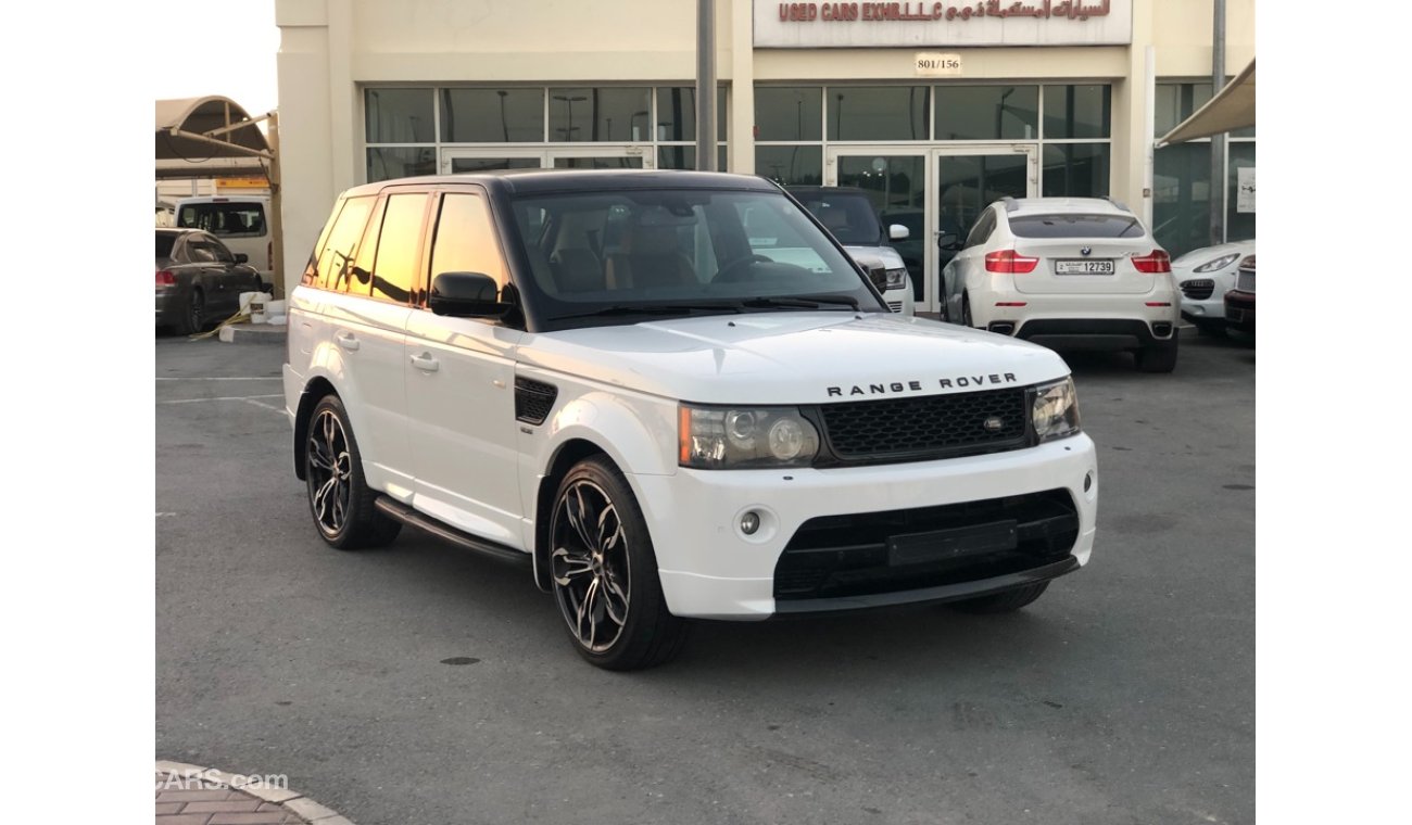 Land Rover Range Rover Sport RANG ROVER SPORT Model 2011 GCC CAR  FULL OPTION SUN ROOF LEATHER SEATS BACK CAMERA BACK AIR CONDIT