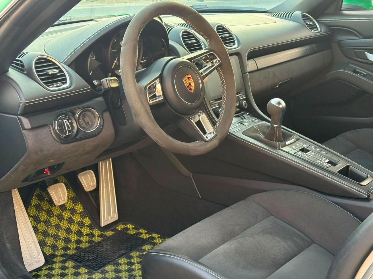 Porsche 718 Spyder STANDARD